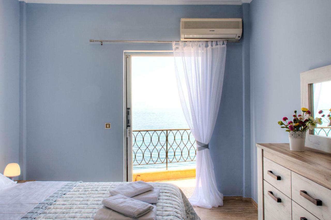 T8 Apartment On The Beach Benitses  Exterior foto